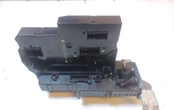 Mercedes-Benz E W212 SAM control unit 2129060205
