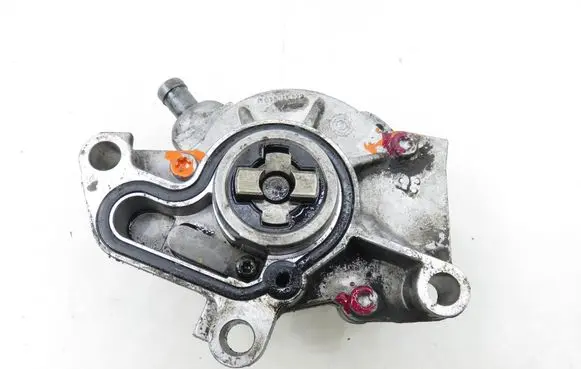 Volkswagen New Beetle Vacuum pump 038145101B