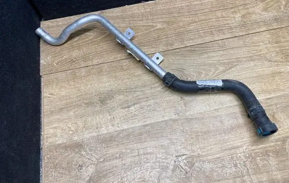 Land Rover Range Rover Sport L494 Engine coolant pipe/hose CPLA18B402AC