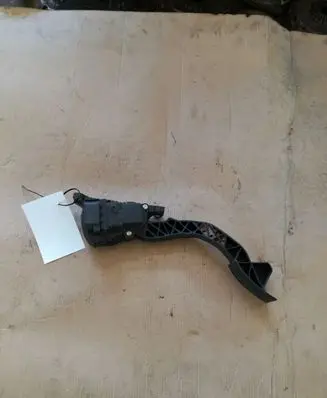 Ford Focus Accelerator throttle pedal 4M519F836BH