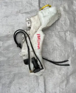 Dodge Journey Windshield washer fluid reservoir/tank 05116307AB