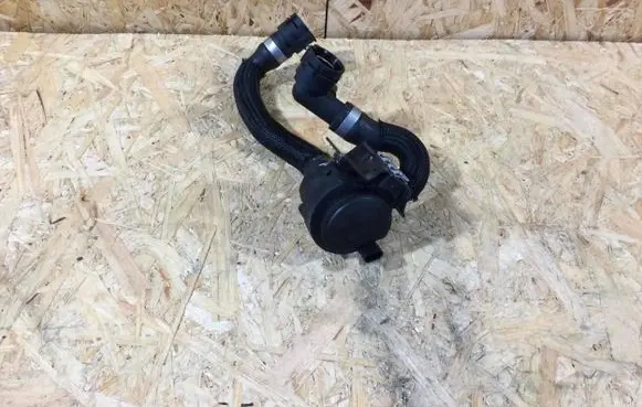 Land Rover Evoque II Electric auxiliary coolant/water pump M8d218d474aa