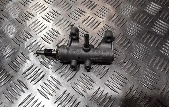 Opel Vectra C Fuel pressure regulator 55203803