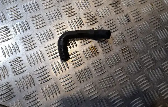 Volkswagen Touareg II Engine coolant pipe/hose 03H121096