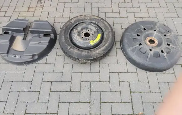 Chrysler Grand Voyager V R16 spare wheel 04656401AB