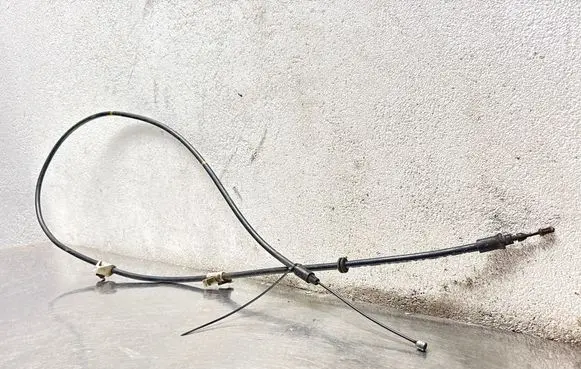Ford Mondeo MK IV Handbrake/parking brake wiring cable 6G912A635