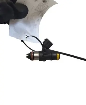 Fuel injector
