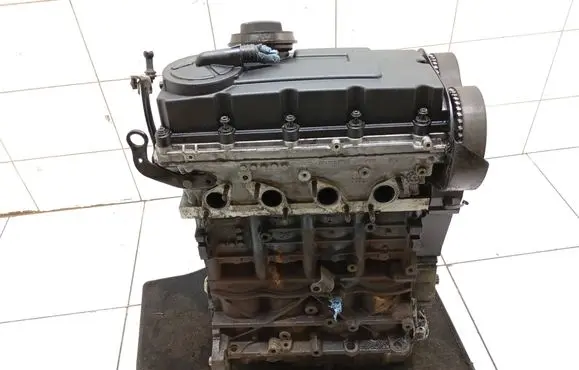 Volkswagen Golf V Engine AZV 088239 03G103373A