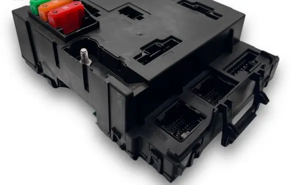 Smart ForTwo II Central body control module S3584 A4515401550