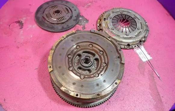 Audi A4 S4 B8 8K Clutch set kit 6082001011