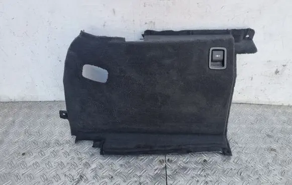 Trunk/boot side trim panel