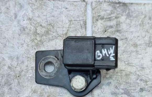 BMW 5 E39 Air pressure sensor 2244674