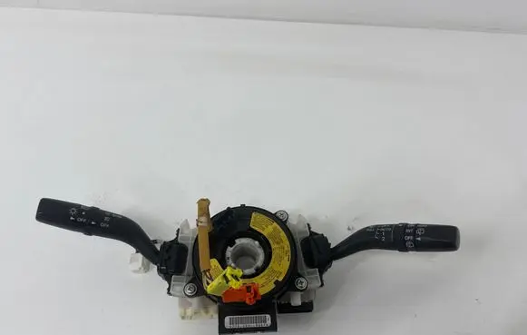 Wiper turn signal indicator stalk/switch