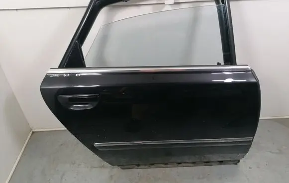 Audi A8 S8 D3 4E Rear door LZ9W