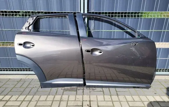Mazda CX-3 Rear door
