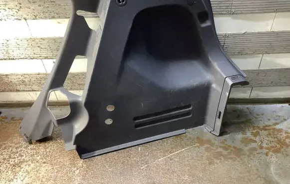 Chevrolet Bolt Trunk/boot side trim panel BEV211032 5937 072917193205