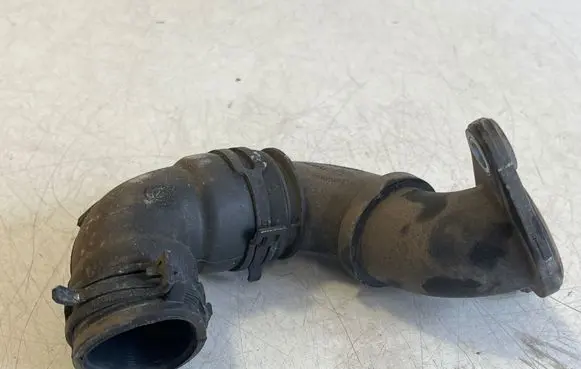 Mercedes-Benz Vito Viano W447 Air intake duct part 147134852R