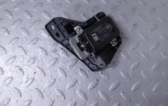 Headlight part
