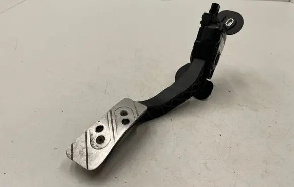 Mazda 6 Accelerator throttle pedal GS1E41600 6PV93337003
