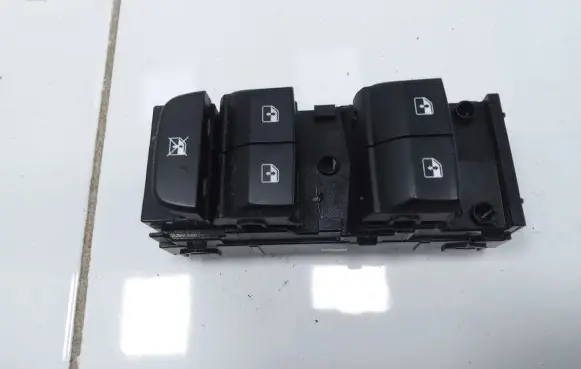 KIA Ceed Electric window control switch 93570J7000