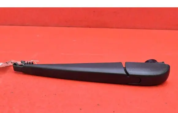 Toyota Corolla E10 Rear wiper blade arm 