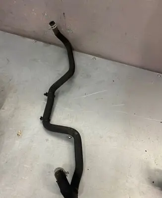 Renault Captur II Engine coolant pipe/hose 210218026r