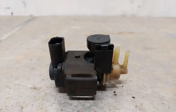 Audi A6 S6 C7 4G Turbo solenoid valve 059906629F