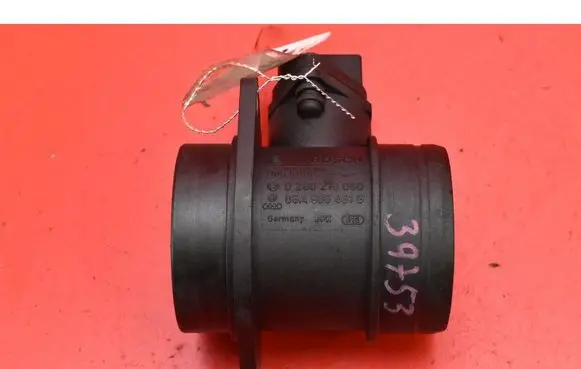 Skoda Octavia Mk2 (1Z) Mass air flow meter 06A906461G