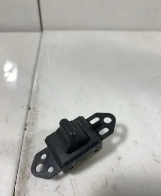 Chrysler Voyager Electric window control switch 04685727AB