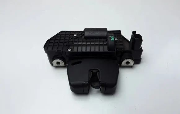 Citroen DS5 Loading door lock 9151487449