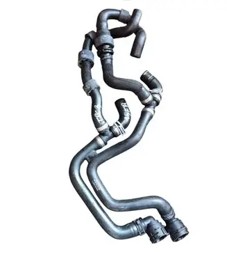 Engine coolant pipe/hose