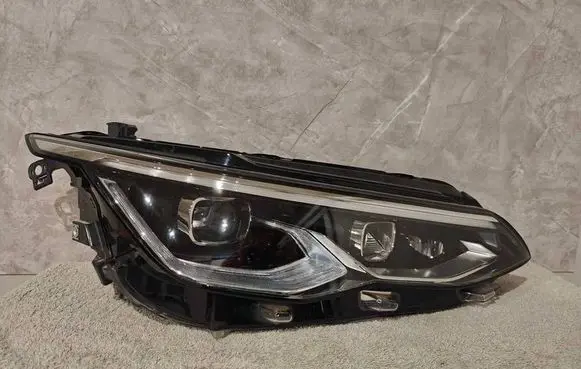 Volkswagen Golf VIII Headlight/headlamp 5H1941036 90180993