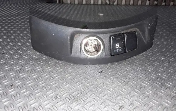 Volvo V50 Traction control (ASR) switch 8691530