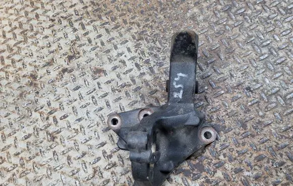 Citroen DS5 Driveshaft support bearing bracket 9653126780