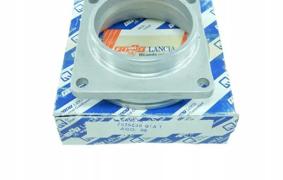 Lancia Delta I Rear differential mounting bracket 7575538