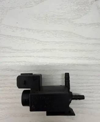 BMW 5 F10 F11 Turbo solenoid valve 70231800 7810831 10T064