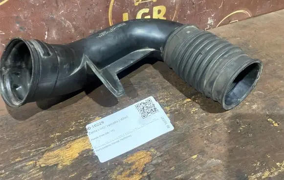 Honda Civic Air intake hose/pipe