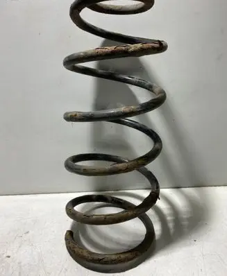 Volkswagen Golf IV Front coil spring