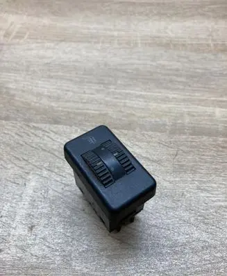 Volkswagen Golf III Headlight level height control switch 357963563