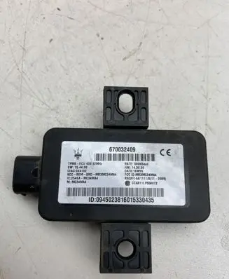 Maserati Levante Tire pressure control unit 670032409