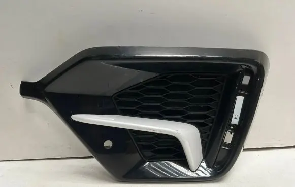 Honda Civic X Rear bumper corner part panel trim 71508TGG