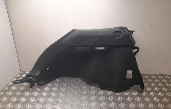 Lexus UX Bottom trim 6474076040