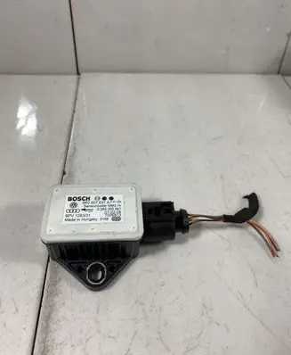 Audi A4 S4 B8 8K ESP acceleration yaw rate sensor 8K0907637A