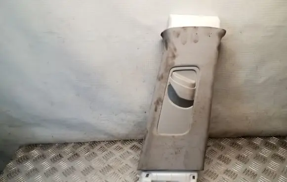 Lexus RX 450H (B) pillar trim (top) 6241048090