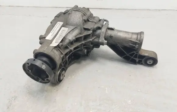 Mercedes-Benz ML AMG W166 Front differential A1663300200 T010000191934