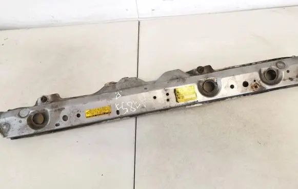 Toyota Yaris Radiator support slam panel