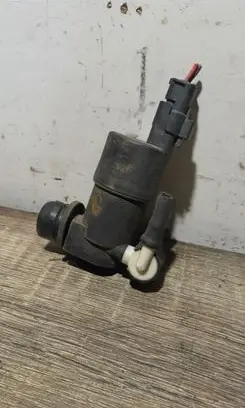 Peugeot 207 Windscreen/windshield washer pump