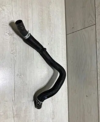 Renault Megane IV Engine coolant pipe/hose 924001840r