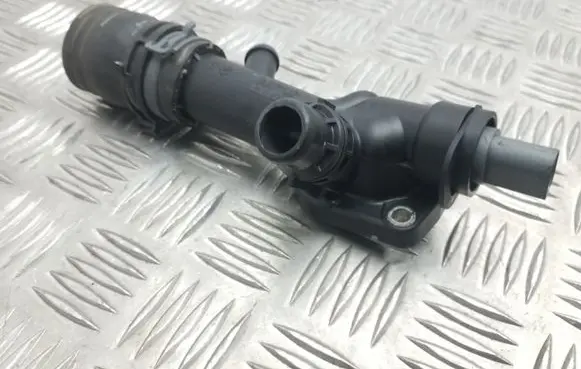 Audi A6 S6 C7 4G Engine coolant pipe/hose 03L121132AC 03L121101