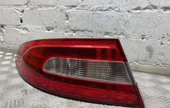 Jaguar XF X250 Rear/tail lights 8X2313405BC 2VP23804703